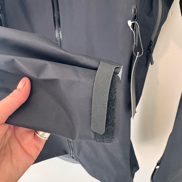 ARCTERYX NWT BETA lightweight GORE-TEX  shell MENS SMALL - Picture 16 of 16